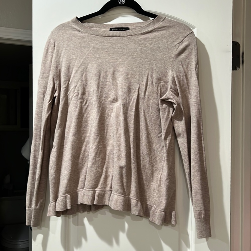 Light gray sweater
